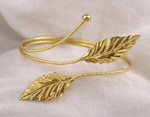 Leaf Arm Cufflet