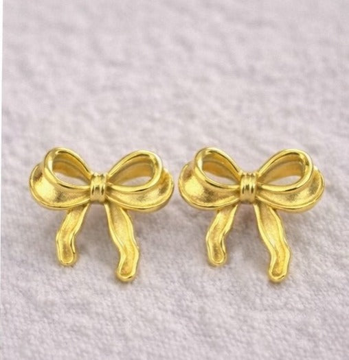 Cute bow hanging earring