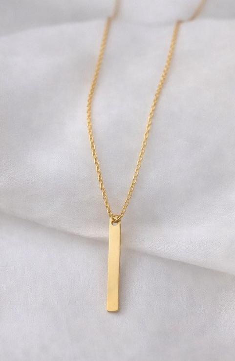 Elegant Gold bar pendant