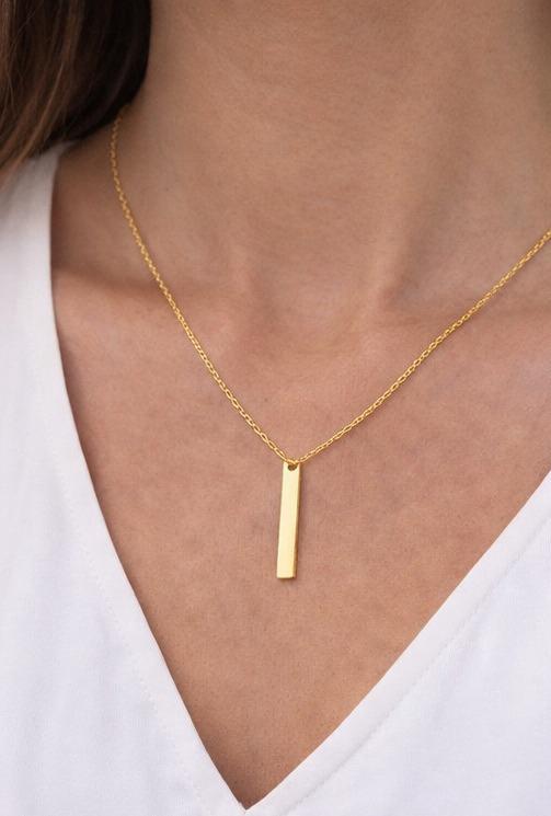 Elegant Gold bar pendant