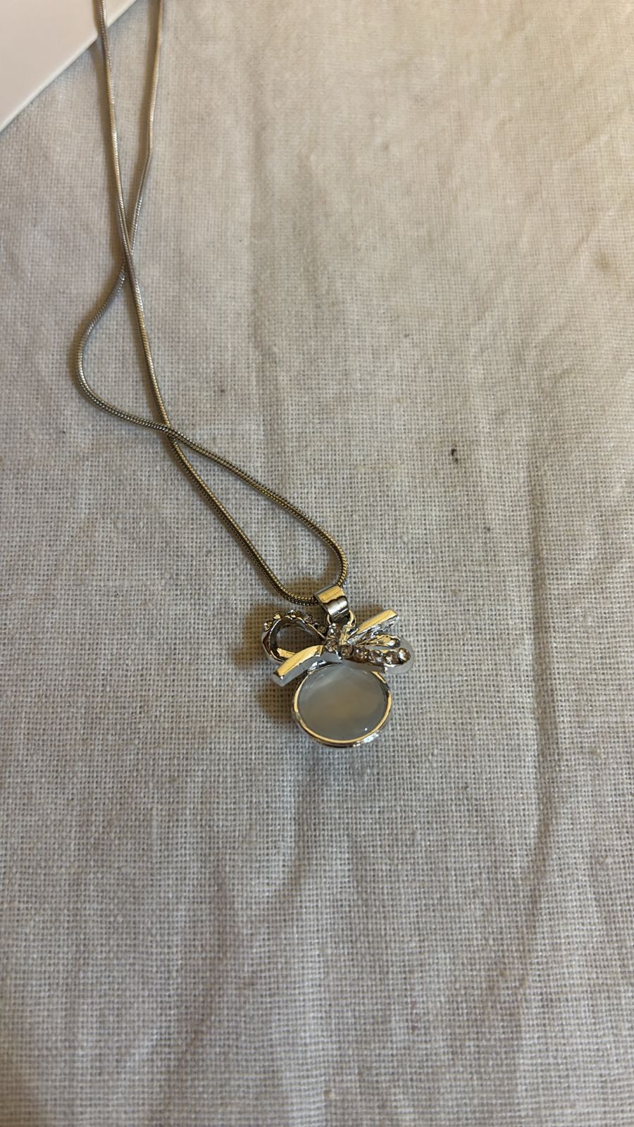 Sparkistry korean bow silver pendant