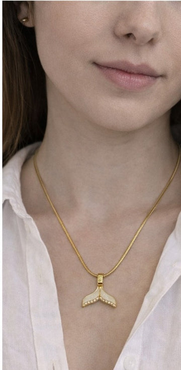 White Crystal Fishtale Pendant