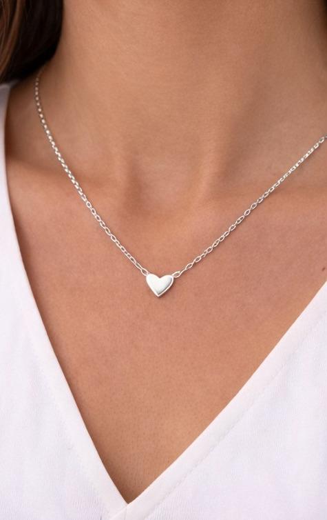 Mini heart whisper pendant